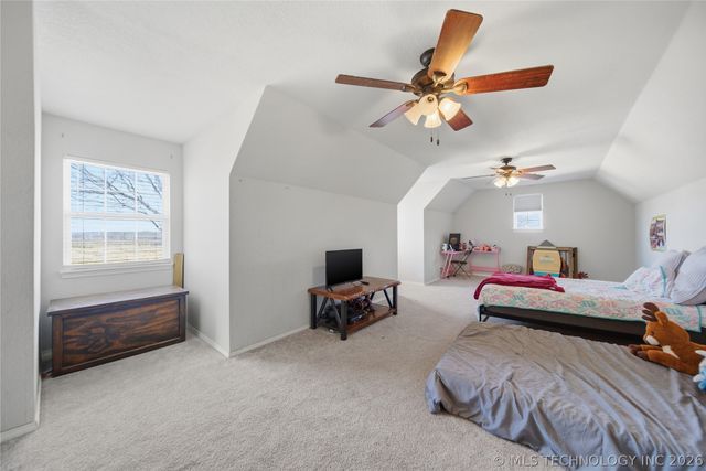 9800 E 510 Road, Claremore, OK 74019