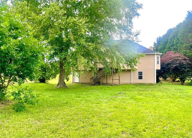 3095 Oak Grove Road, Loganville, GA 30052