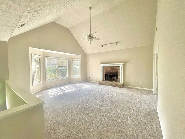 3095 Oak Grove Road, Loganville, GA 30052