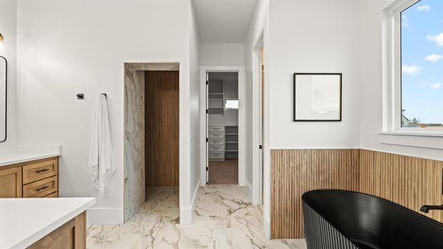 2412 NW 227th Street, Edmond, OK 73025