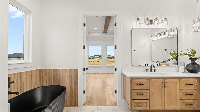 2412 NW 227th Street, Edmond, OK 73025