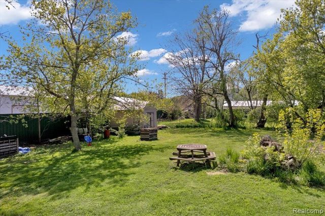 4322 Huron Street, North Branch, MI 48461