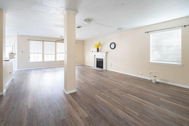 1809 Oakland Cir, Pearland, TX 77581