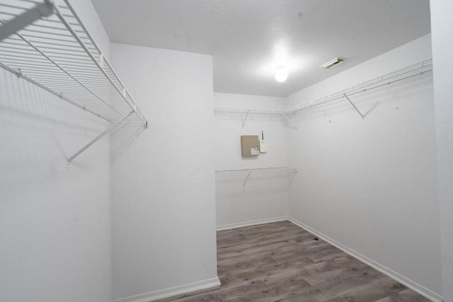 1809 Oakland Cir, Pearland, TX 77581