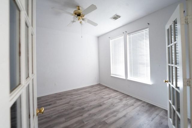 1809 Oakland Cir, Pearland, TX 77581