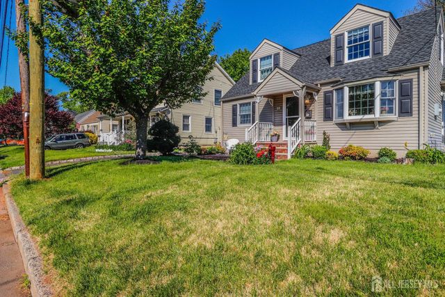 26 W Cliff Road, Colonia, NJ 07067