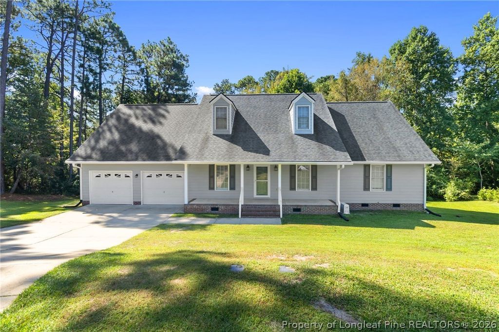 845 Larkspur Drive, Fayetteville, NC 28311 — exterior