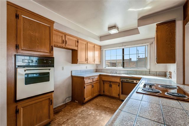 17123 S Orchard Avenue, Gardena, CA 90247