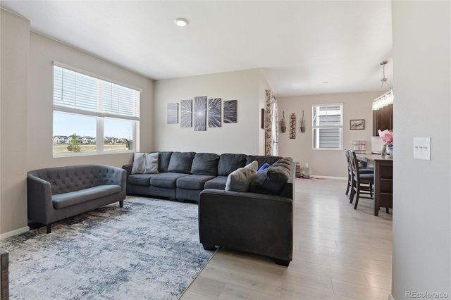 141 S Quantock Street, Aurora, CO 80018