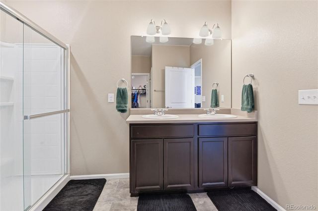 141 S Quantock Street, Aurora, CO 80018