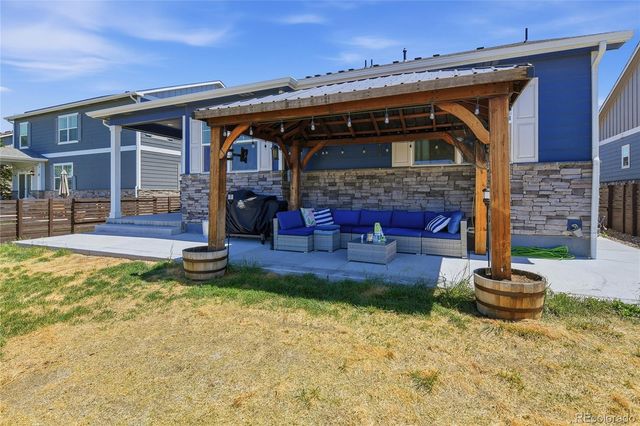 141 S Quantock Street, Aurora, CO 80018