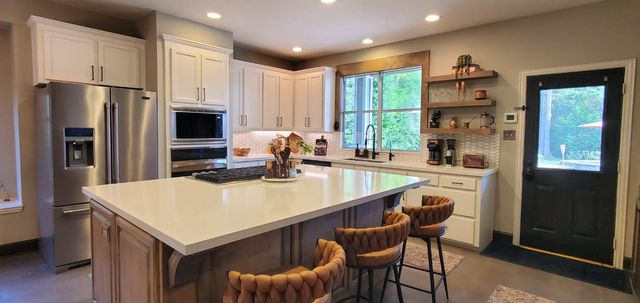 8762 Sunset Heights Lane, Conroe, TX 77302