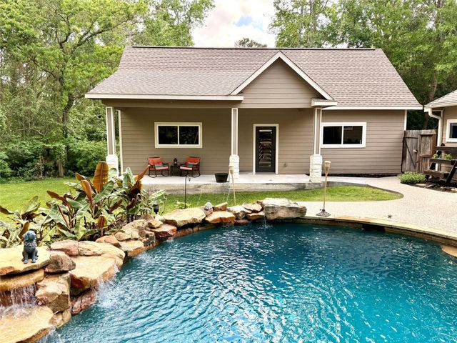 8762 Sunset Heights Lane, Conroe, TX 77302