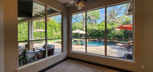 8762 Sunset Heights Lane, Conroe, TX 77302