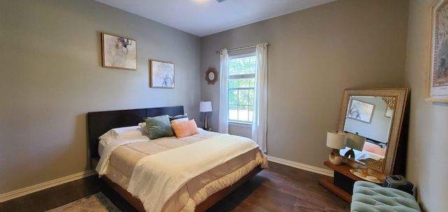 8762 Sunset Heights Lane, Conroe, TX 77302