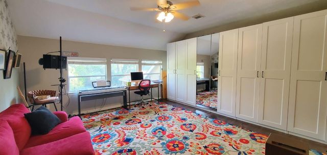 8762 Sunset Heights Lane, Conroe, TX 77302