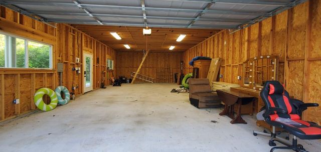 8762 Sunset Heights Lane, Conroe, TX 77302