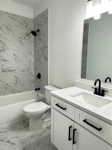 13311 MIDWAY AVENUE, Astatula, FL 34705