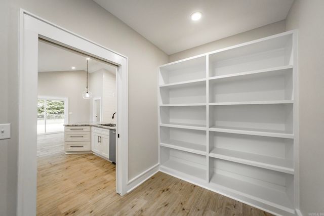 912 Lakeshore Drive, Heber Springs, AR 72543