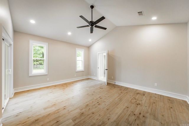 912 Lakeshore Drive, Heber Springs, AR 72543