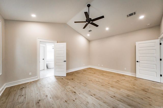 912 Lakeshore Drive, Heber Springs, AR 72543