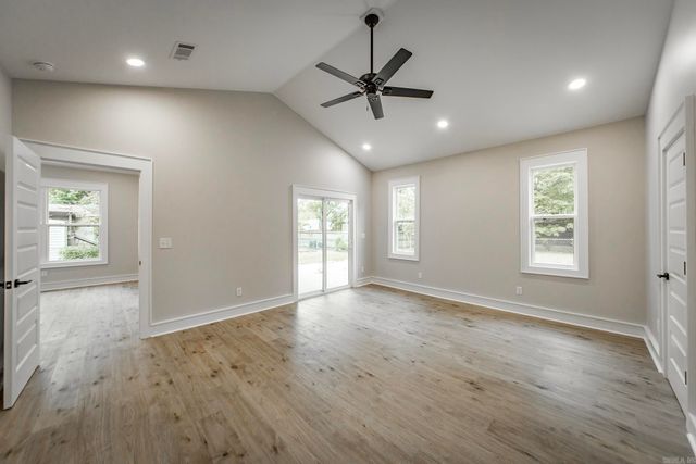 912 Lakeshore Drive, Heber Springs, AR 72543