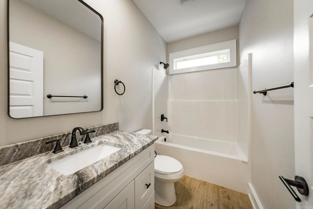 912 Lakeshore Drive, Heber Springs, AR 72543