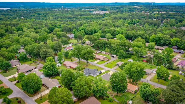 912 Lakeshore Drive, Heber Springs, AR 72543