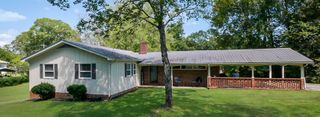 111 Clebourne Avenue, Chickamauga, GA 30707