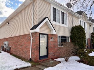 29762 Beverly Lane, New Baltimore, MI 48047