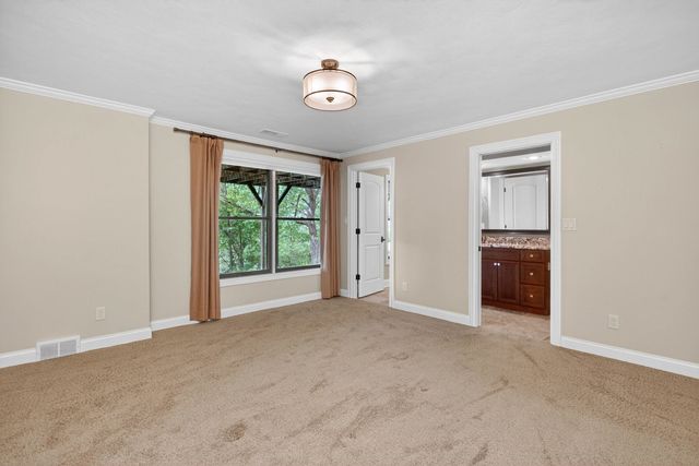 60 Custer Terrace, Bettendorf, IA 52722