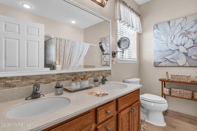 37 Solomans Drive, Barnegat, NJ 08005