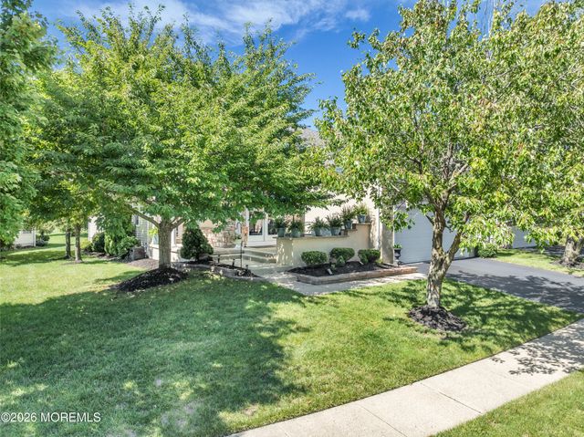 37 Solomans Drive, Barnegat, NJ 08005