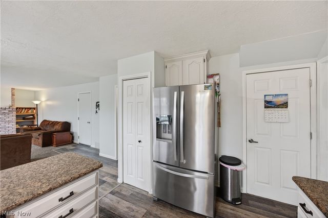 30 Chelmsford Drive, Aurora, OH 44202