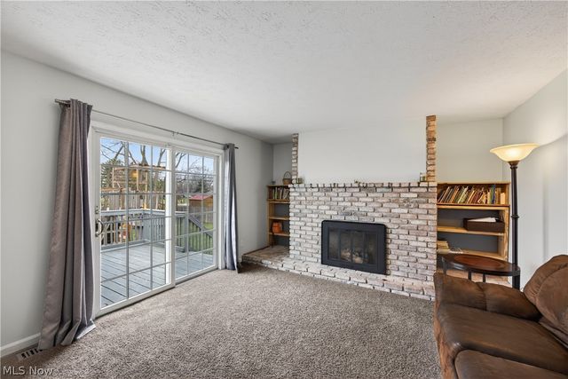 30 Chelmsford Drive, Aurora, OH 44202