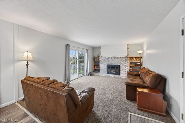 30 Chelmsford Drive, Aurora, OH 44202