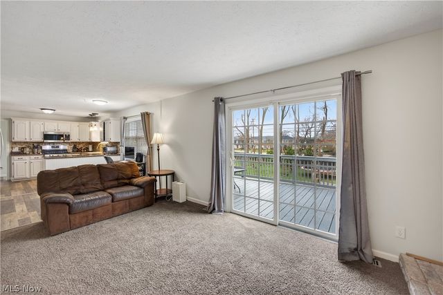 30 Chelmsford Drive, Aurora, OH 44202