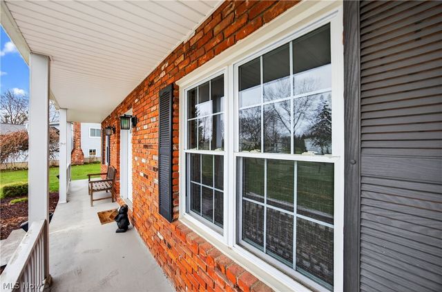 30 Chelmsford Drive, Aurora, OH 44202