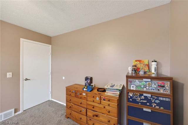 30 Chelmsford Drive, Aurora, OH 44202