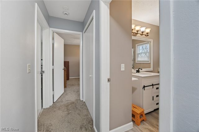 30 Chelmsford Drive, Aurora, OH 44202