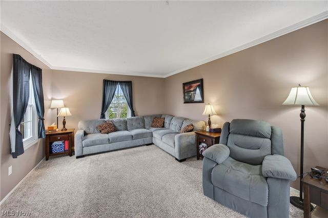 30 Chelmsford Drive, Aurora, OH 44202