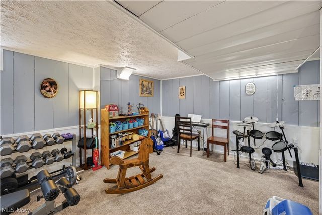 30 Chelmsford Drive, Aurora, OH 44202