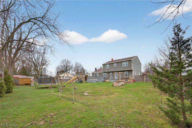 30 Chelmsford Drive, Aurora, OH 44202