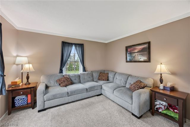 30 Chelmsford Drive, Aurora, OH 44202