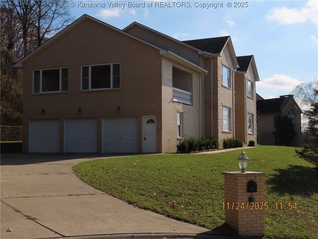 104 Francis Drive, Charleston, WV 25311