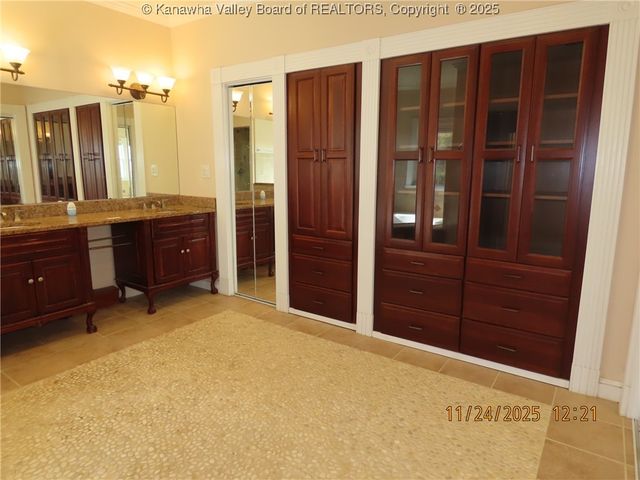 104 Francis Drive, Charleston, WV 25311