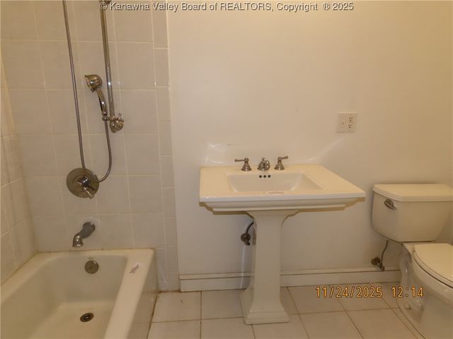 104 Francis Drive, Charleston, WV 25311