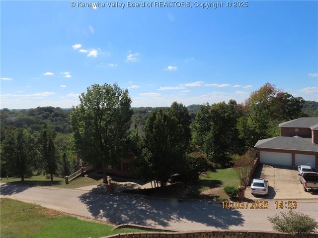 104 Francis Drive, Charleston, WV 25311