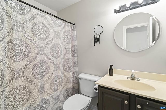 156 SOUTHRIDGE DR, Ruckersville, VA 22968