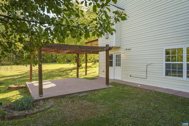 156 SOUTHRIDGE DR, Ruckersville, VA 22968